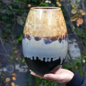 Crystal vase - Black/ golden/ brown